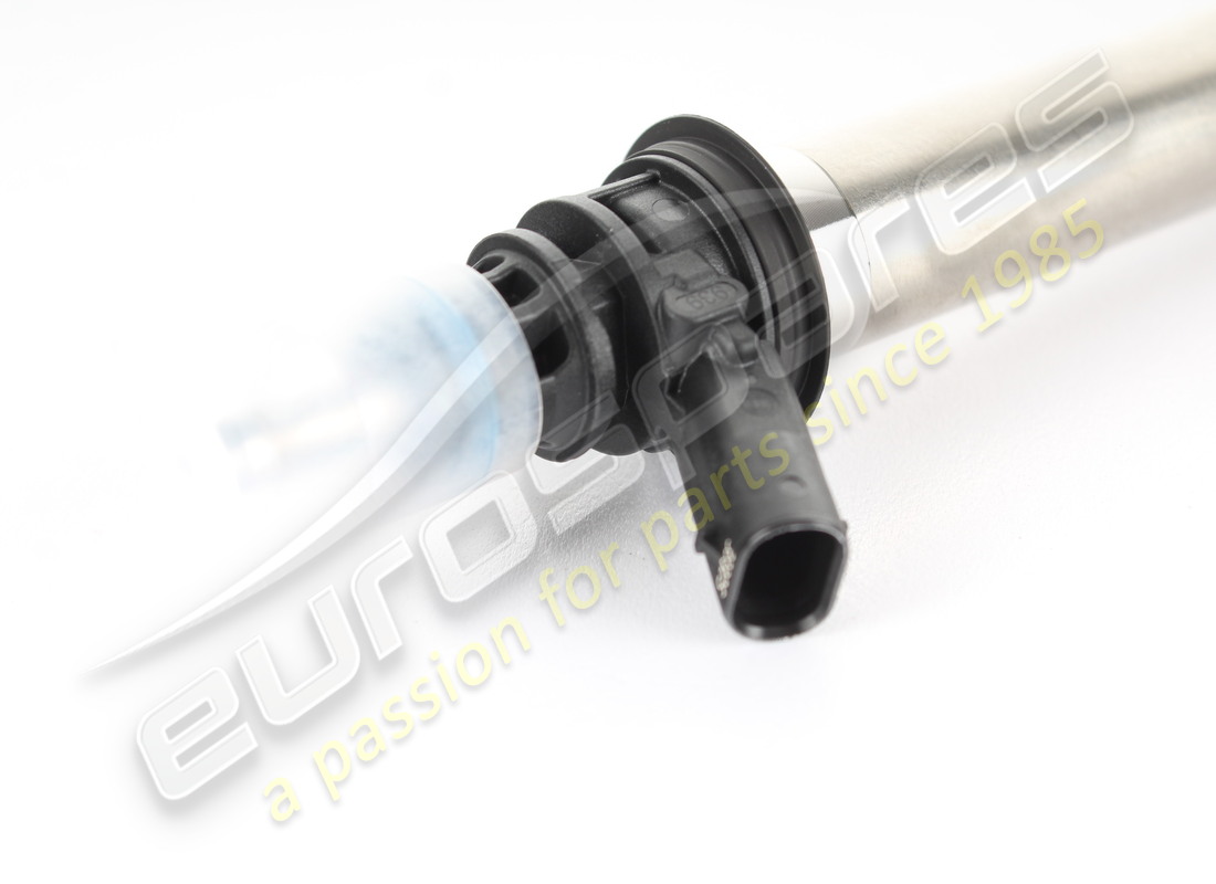 NEW PORSCHE HIGH-PRESSURE INJECTOR. PART NUMBER 0PB128615C (2) new porsche high-pressure injector. part number 0pb128615c (2)