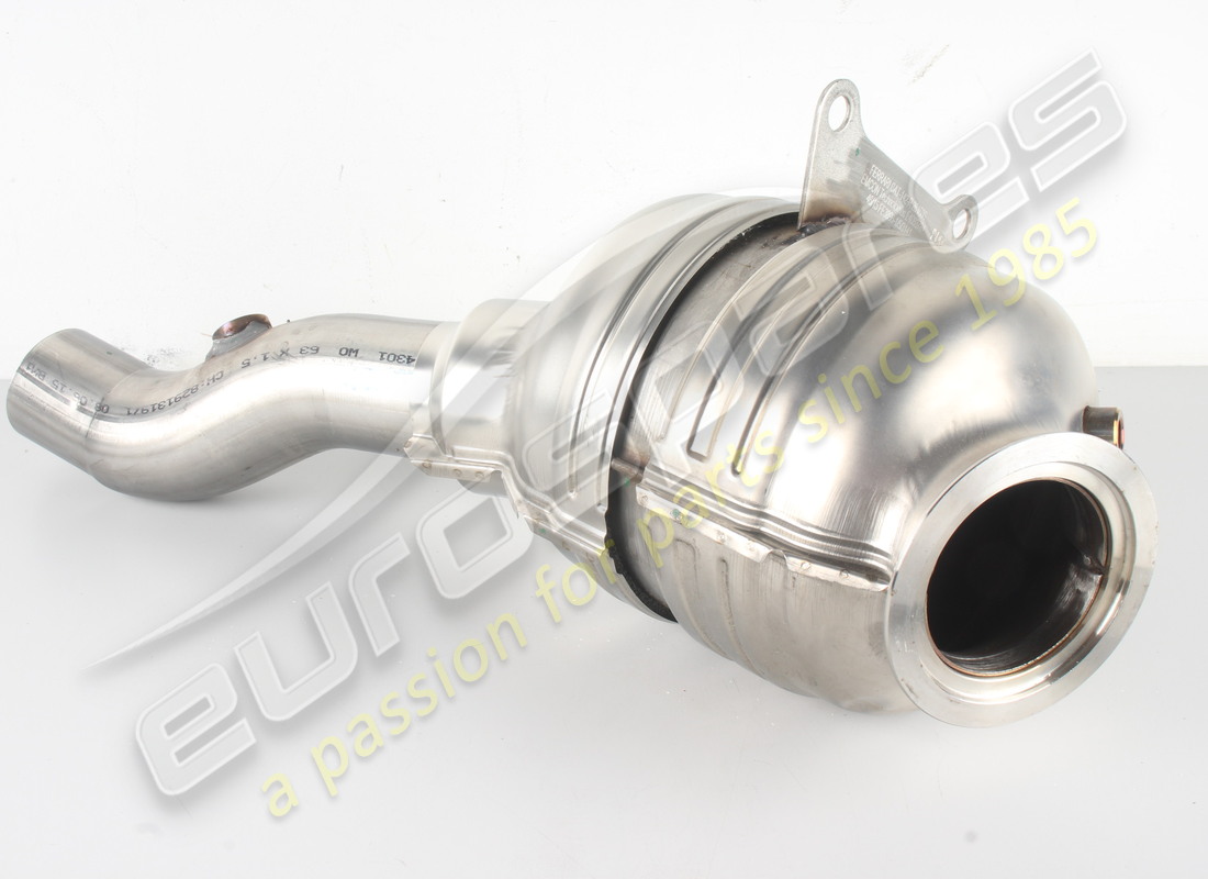 NEW FERRARI RH CATALYTIC CONVERTER. PART NUMBER 303836 (1) new ferrari rh catalytic converter. part number 303836 (1)