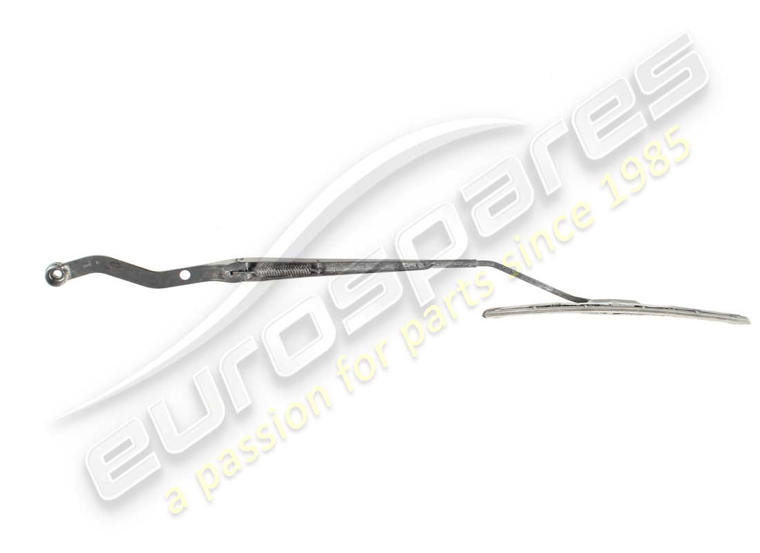 USED Ferrari PASSENGER SIDE WINDSHIELD WI . PART NUMBER 80840900 (1)