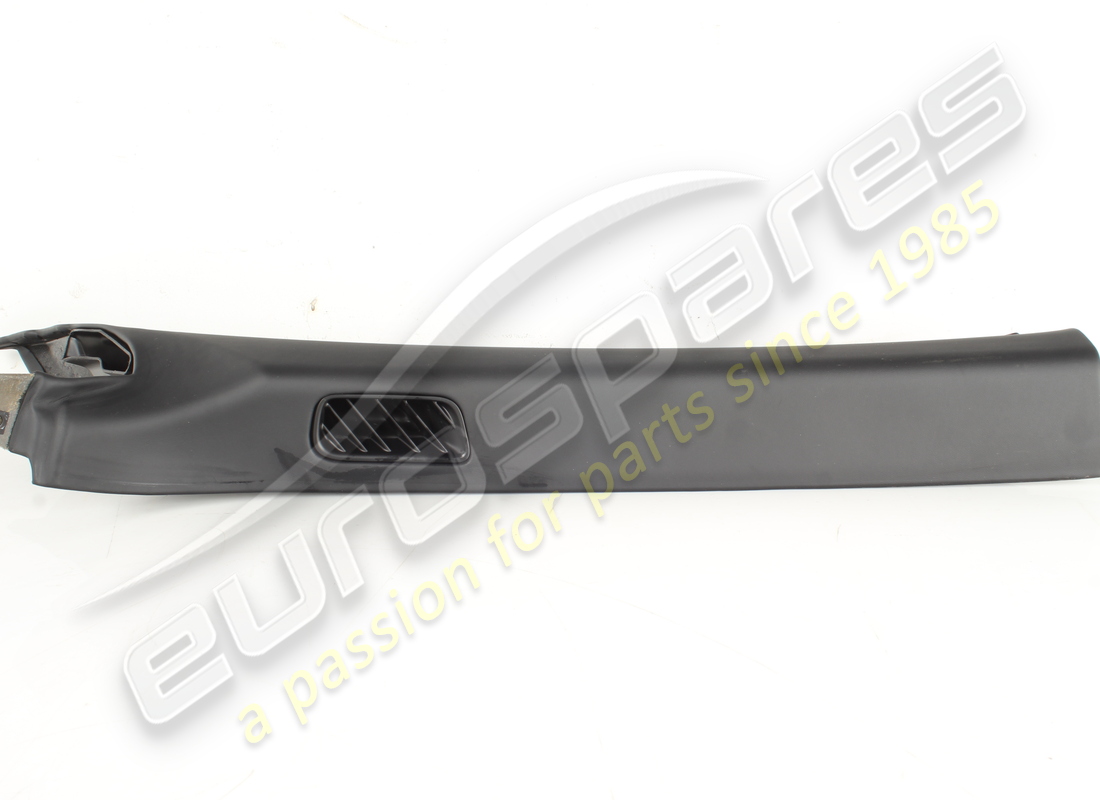 USED Ferrari MONTANTE A DX OPT PELLE COMPLETE . PART NUMBER 767926 (1)