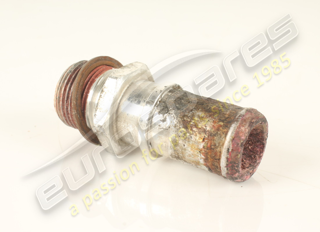 USED FERRARI CONNECTOR. PART NUMBER 253787 (2) used ferrari connector. part number 253787 (2)