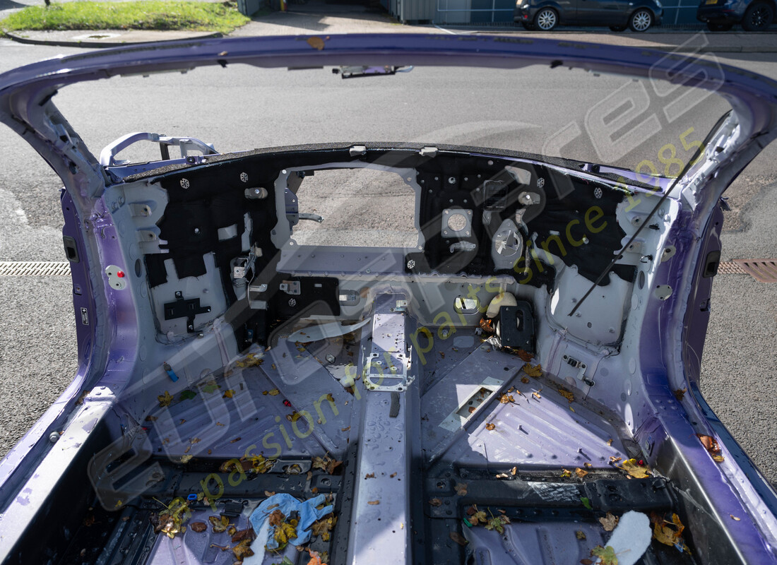 used ferrari front module. part number 985916667 (5)