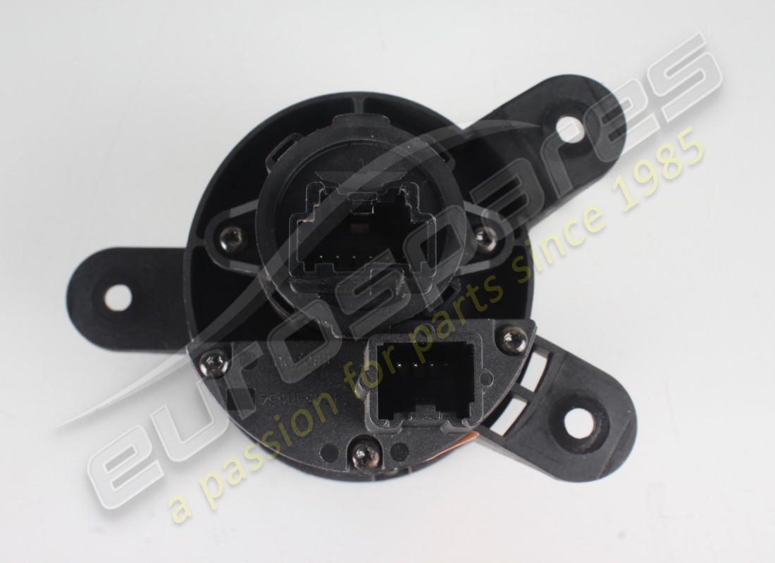 USED ASTON MARTIN SWITCH ASSEMBLY, MASTER LIGHTING. PART NUMBER 4G4311654AD (2) used aston martin switch assembly, master lighting. part number 4g4311654ad (2)