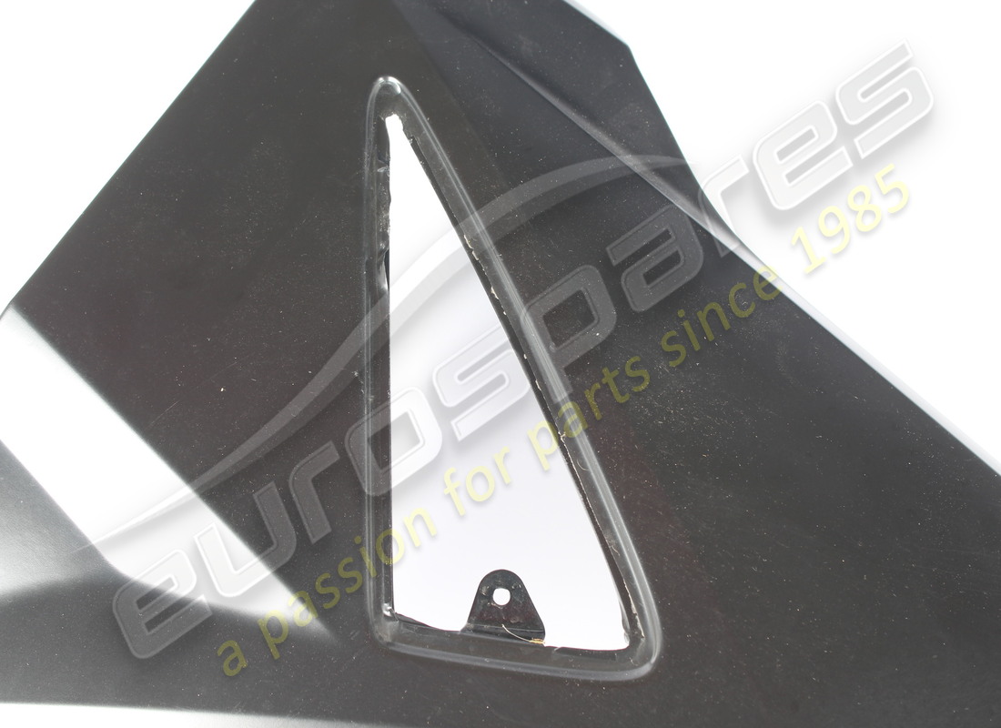 DAMAGED LAMBORGHINI RH FRONT FENDER. PART NUMBER 4ML821106A (3) damaged lamborghini rh front fender. part number 4ml821106a (3)