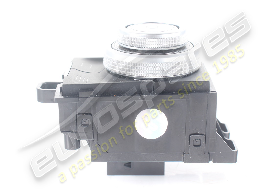 USED MASERATI RHD ROTARY KNOB. PART NUMBER 670110724 (6) used maserati rhd rotary knob. part number 670110724 (6)