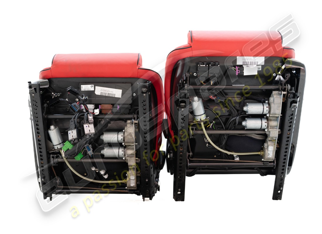 USED FERRARI CARBON SEATS (RHD). PART NUMBER EAP1552588 (10) used ferrari carbon seats (rhd). part number eap1552588 (10)