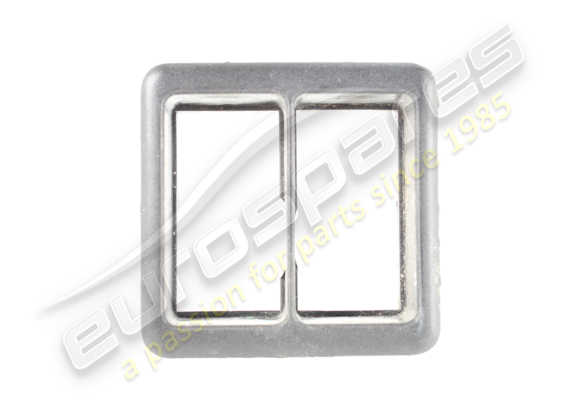 USED Maserati DOUBLE RIM T PLATE . PART NUMBER 363300305 (1)