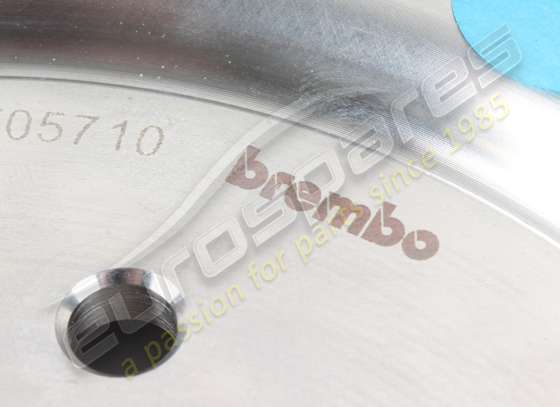 NEW FERRARI FRONT BRAKE DISC. PART NUMBER 240595 (4) new ferrari front brake disc. part number 240595 (4)