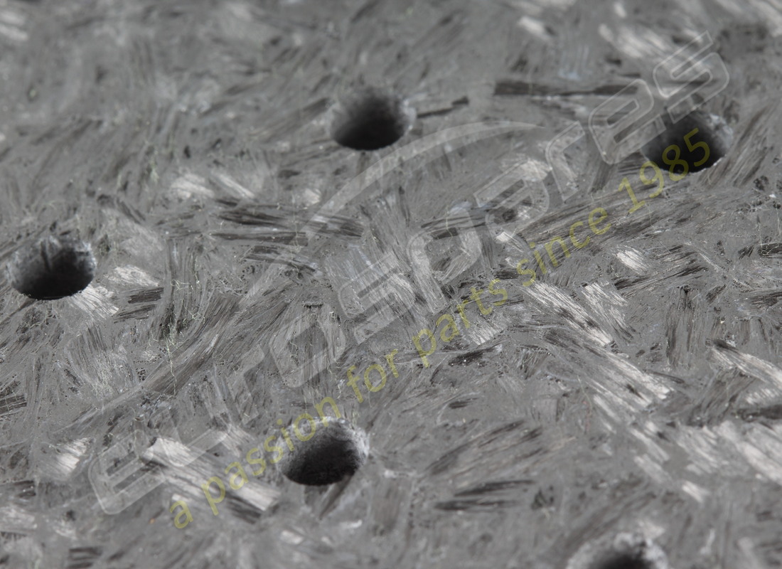 NEW FERRARI FRONT BRAKE DISC. PART NUMBER 240595 (5) new ferrari front brake disc. part number 240595 (5)