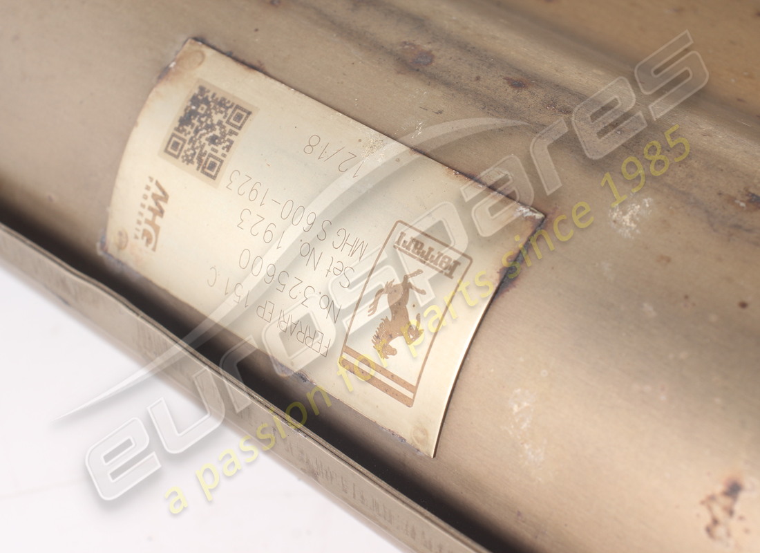 used ferrari central extension. part number 325600 (4)