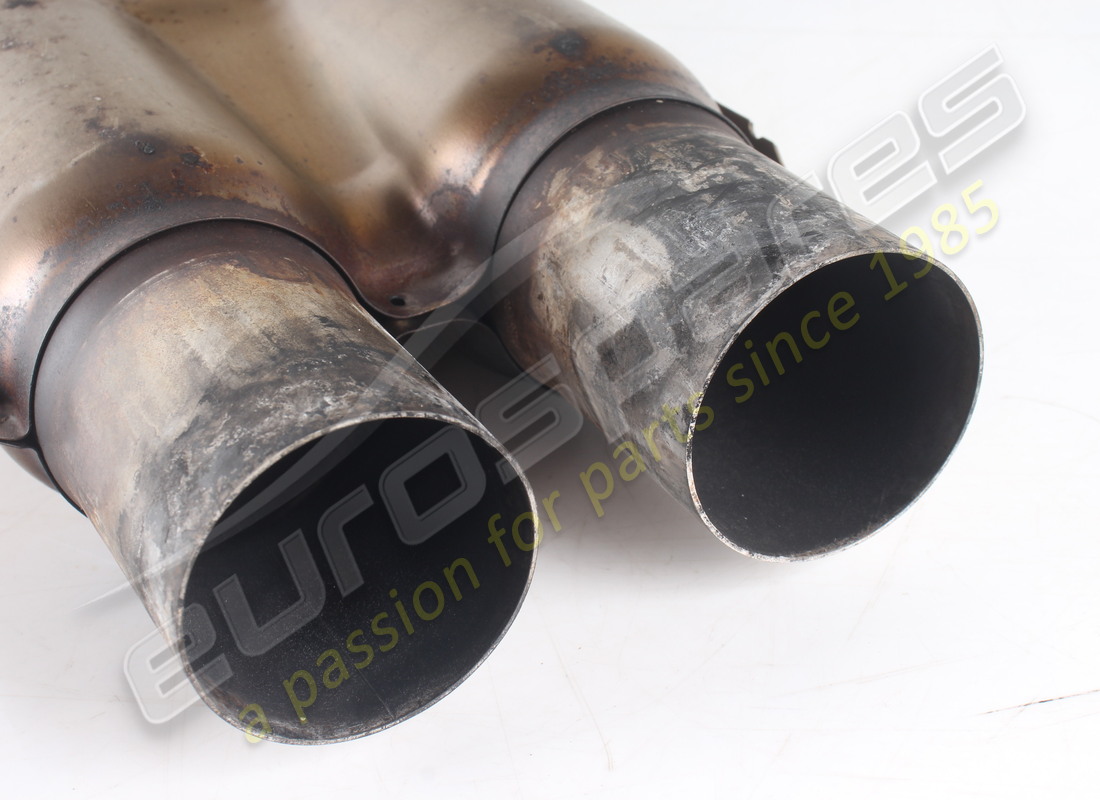 used ferrari central extension. part number 325600 (5)