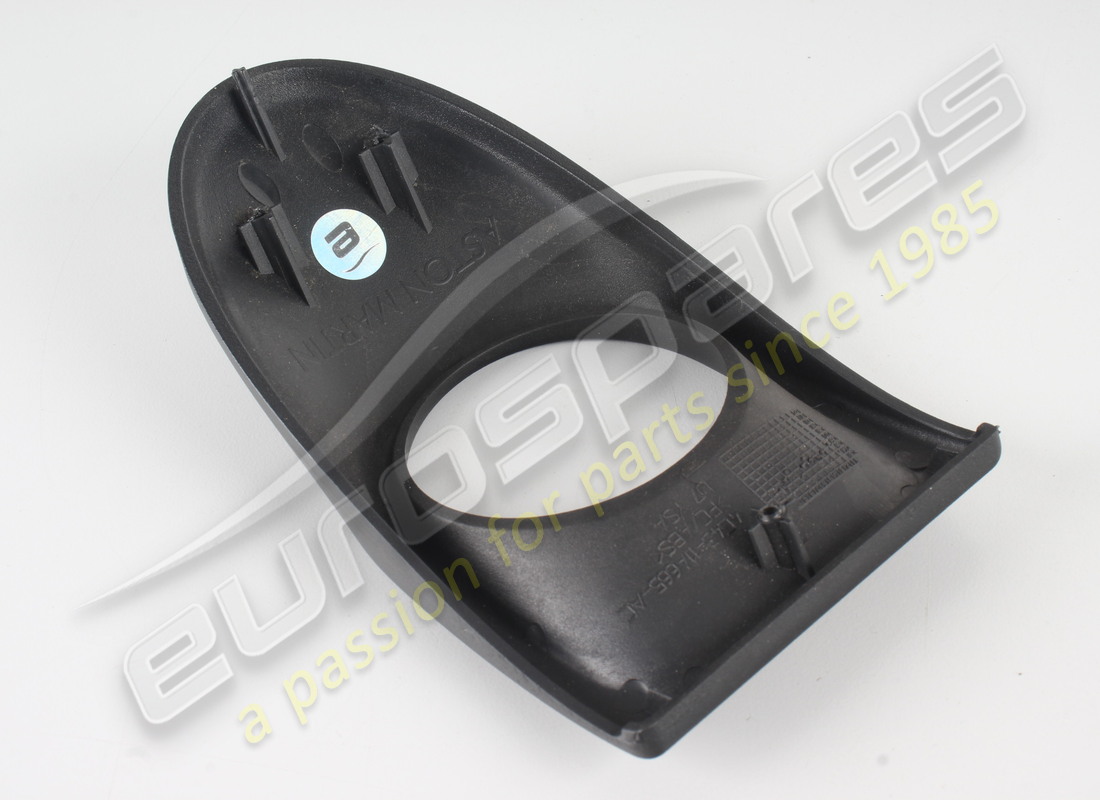 used aston martin bezel, light switch. part number 4g4311a665acw (3)
