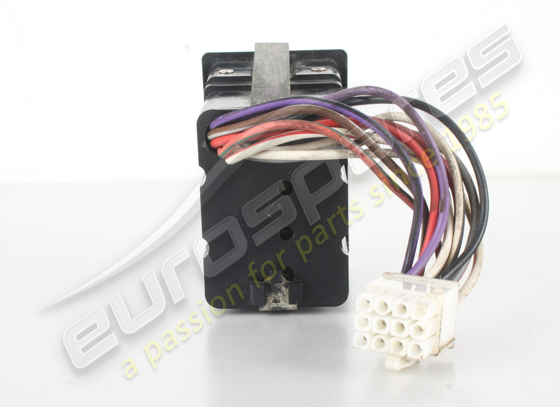 used ferrari rh vent display. part number 61808200 (3)