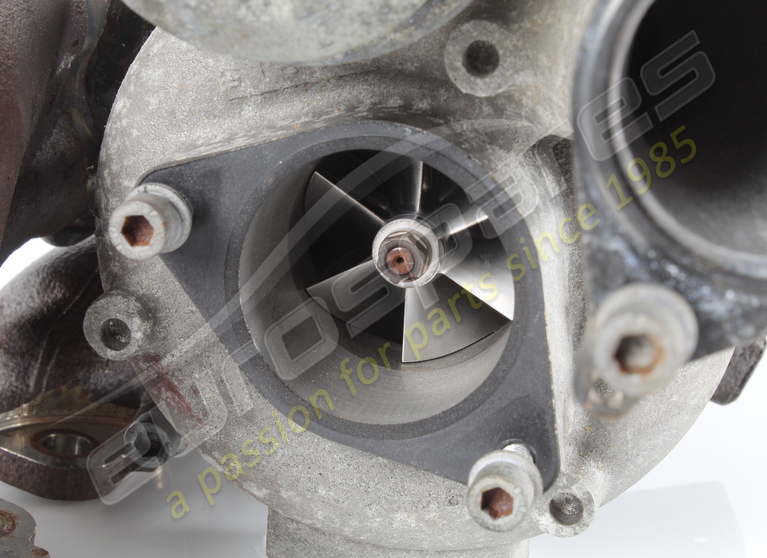 used ferrari lh turbocharger. part number 307673 (5)