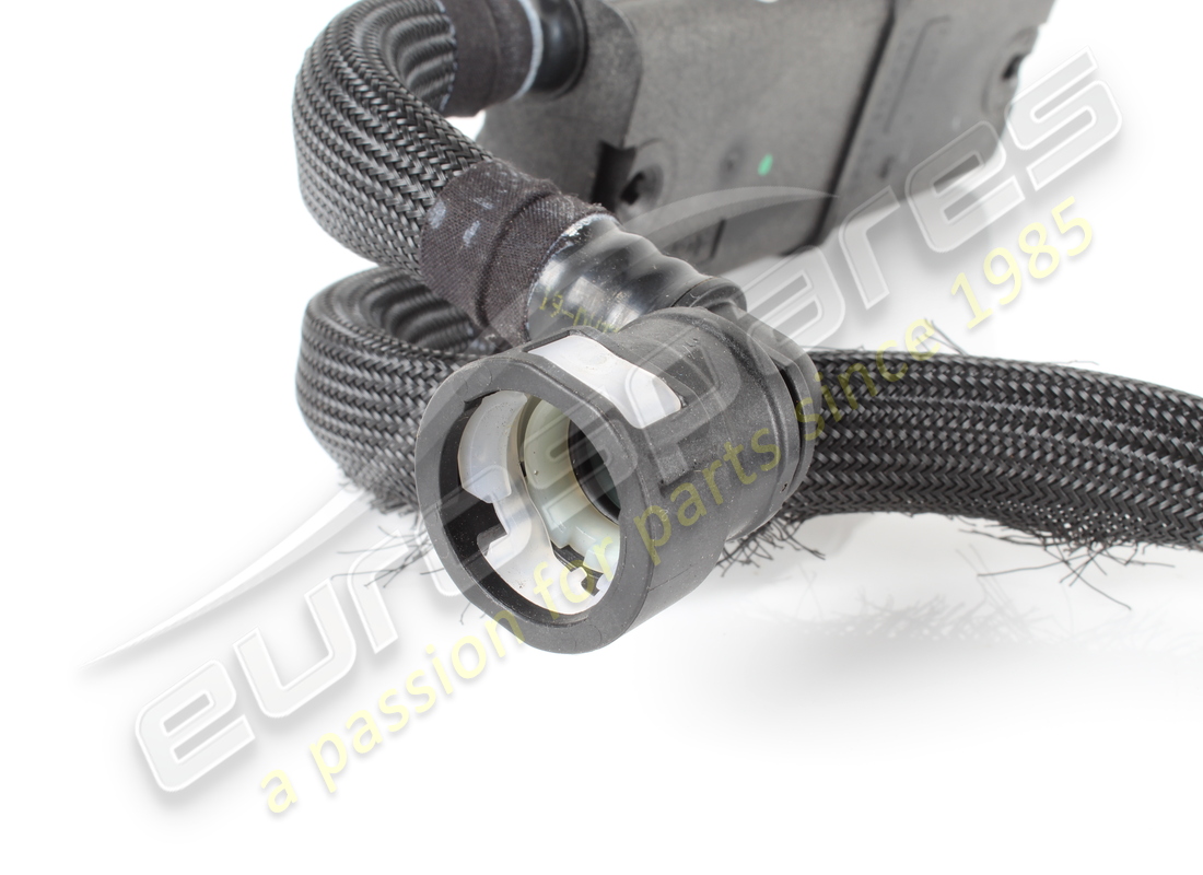 USED FERRARI EXTERNAL VAPOUR SEPARATOR KI. PART NUMBER 328256 (2) used ferrari external vapour separator ki. part number 328256 (2)