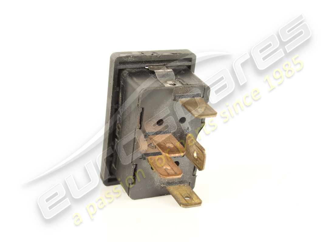 USED FERRARI LH SWITCH FOR GLASS LIFTER. PART NUMBER 164642 (2) used ferrari lh switch for glass lifter. part number 164642 (2)