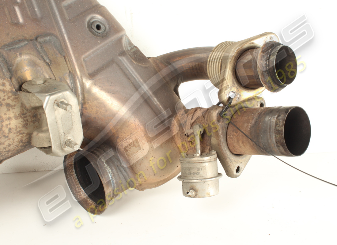 USED PORSCHE FRONT SILENCER. PART NUMBER 99111104883 (2) used porsche front silencer. part number 99111104883 (2)