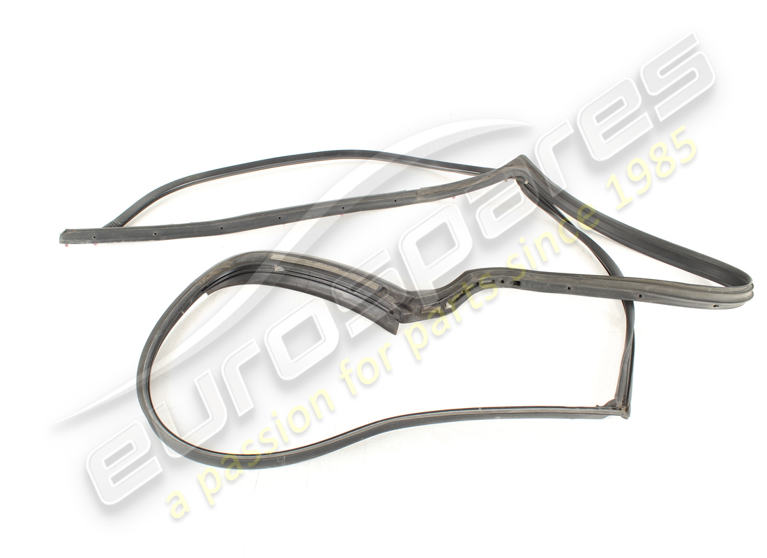 USED Maserati LH REAR DOOR GASKET . PART NUMBER 67476800 (1)