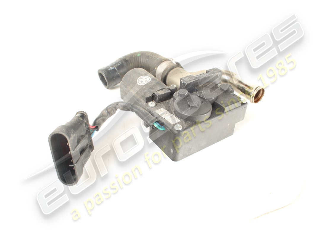 USED Ferrari RH TGK VALVE . PART NUMBER 67635900 (1)