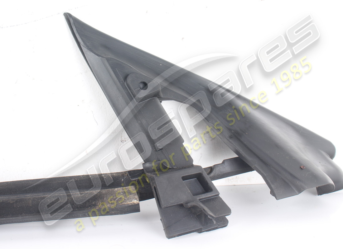 USED FERRARI LH EXTERIOR WINDOW SCRAPER SEAL. PART NUMBER 82208100 (2) used ferrari lh exterior window scraper seal. part number 82208100 (2)