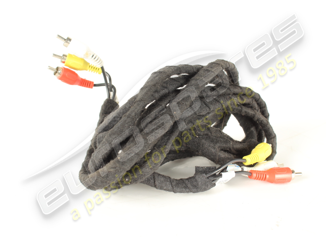 USED Ferrari RSE / DVD VIDEO CABLE -RSE V . PART NUMBER 269872 (1)