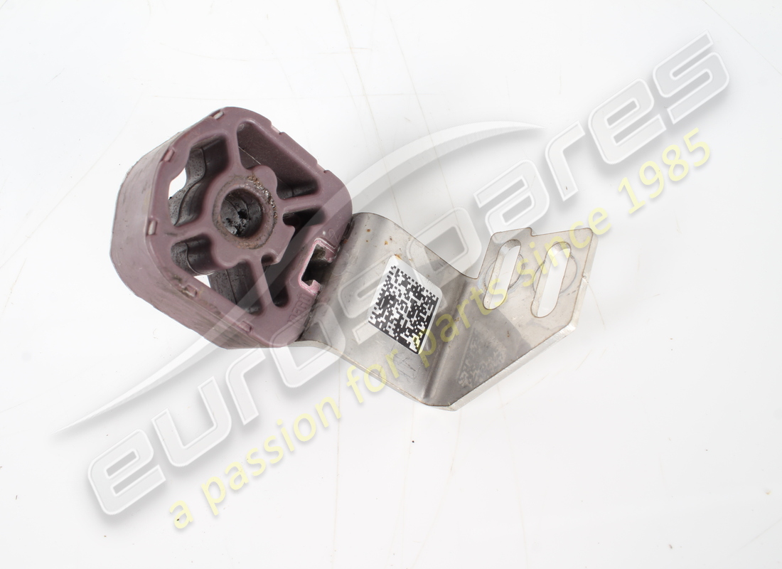 USED FERRARI UPPER REAR BRACKET FOR RH SILENCER. PART NUMBER 849202 (1) used ferrari upper rear bracket for rh silencer. part number 849202 (1)