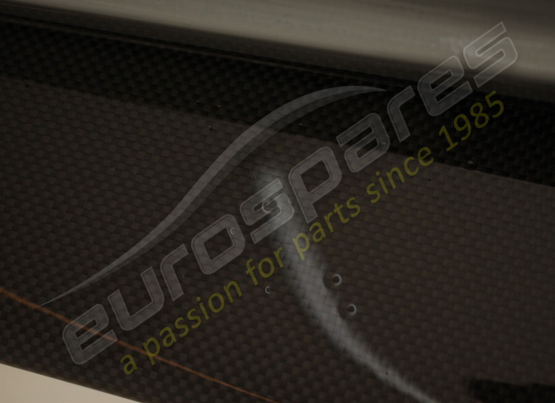 new (other) ferrari complete lh underdoor trim. part number 766055 (4)