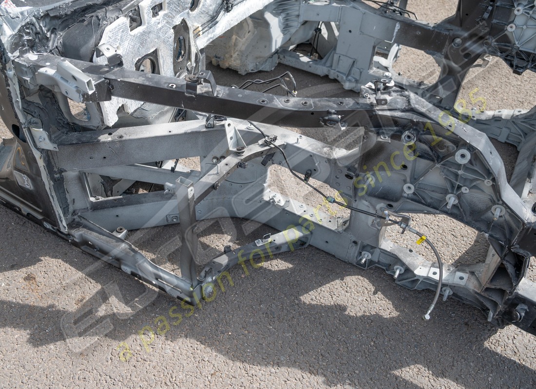 DAMAGED EUROSPARES COMPLETE FRONT CHASSIS. PART NUMBER EAP1563097 (5) damaged eurospares complete front chassis. part number eap1563097 (5)