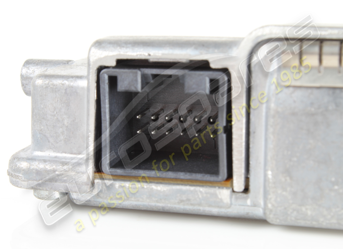 USED FERRARI CAMERA DI SERIE CON CP2. PART NUMBER 777161 (2) used ferrari camera di serie con cp2. part number 777161 (2)