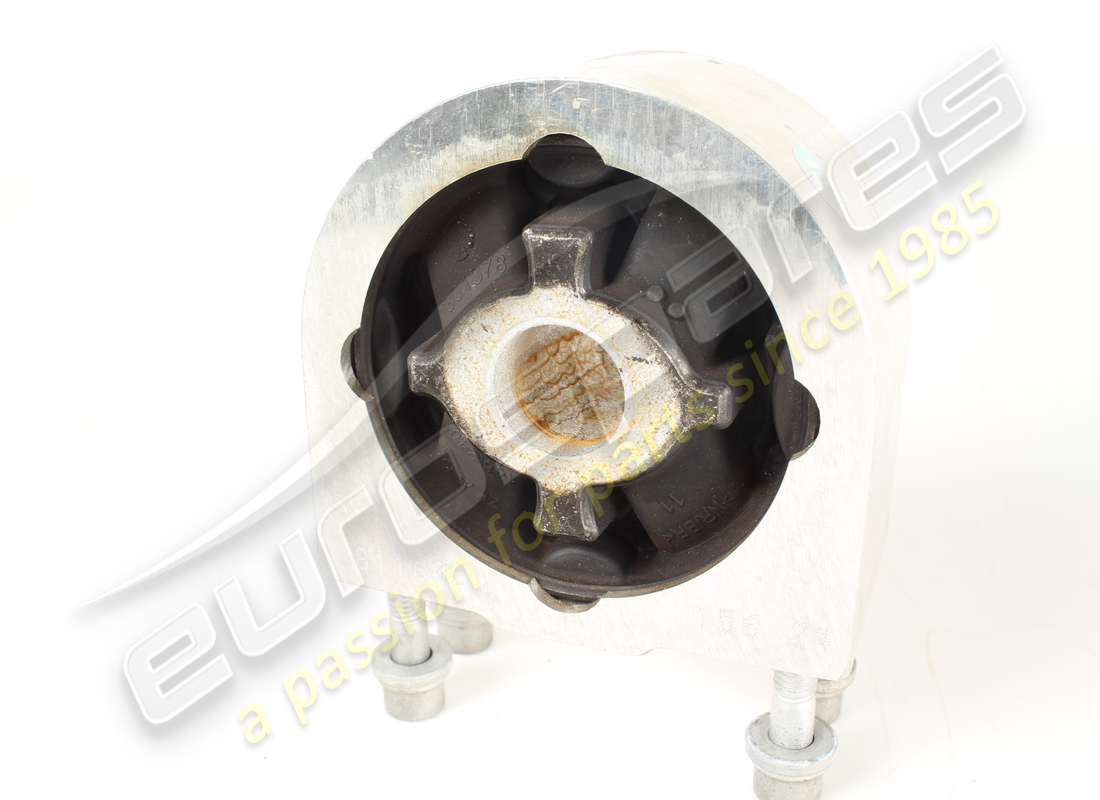 used ferrari supporto anteriore tampone c. part number 811605 (4)