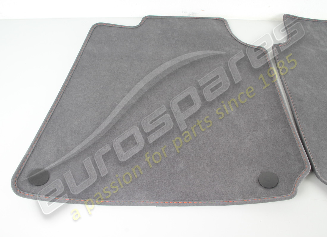 new ferrari rhd carpets set in black. part number 69693190 (2)