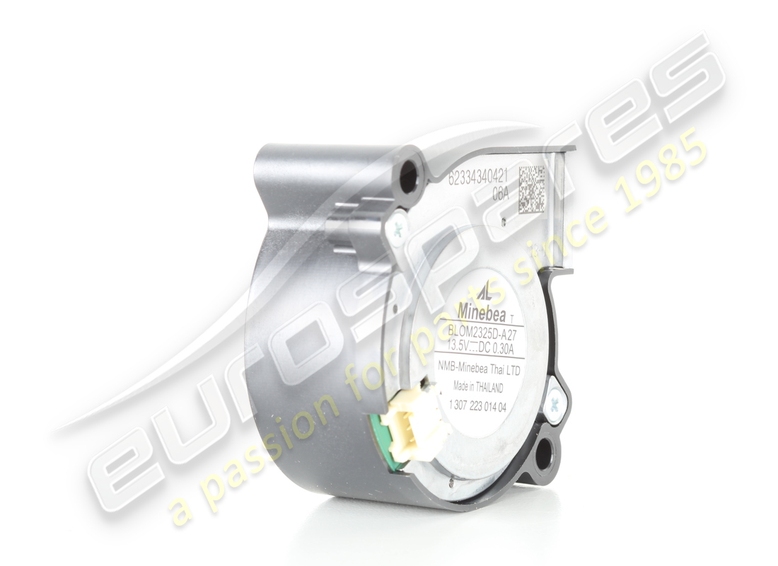 NEW PORSCHE FAN FOR HEADLAMPS. PART NUMBER 992941052 (5) new porsche fan for headlamps. part number 992941052 (5)