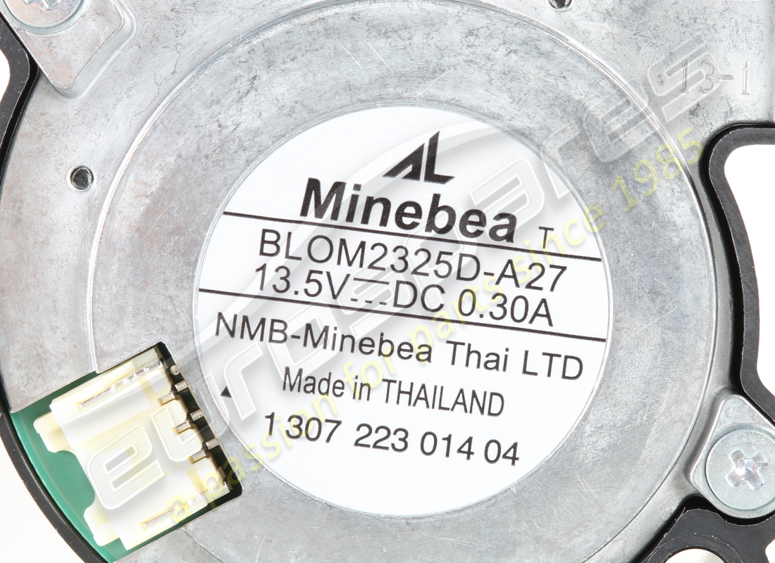 NEW PORSCHE FAN FOR HEADLAMPS. PART NUMBER 992941052 (4) new porsche fan for headlamps. part number 992941052 (4)