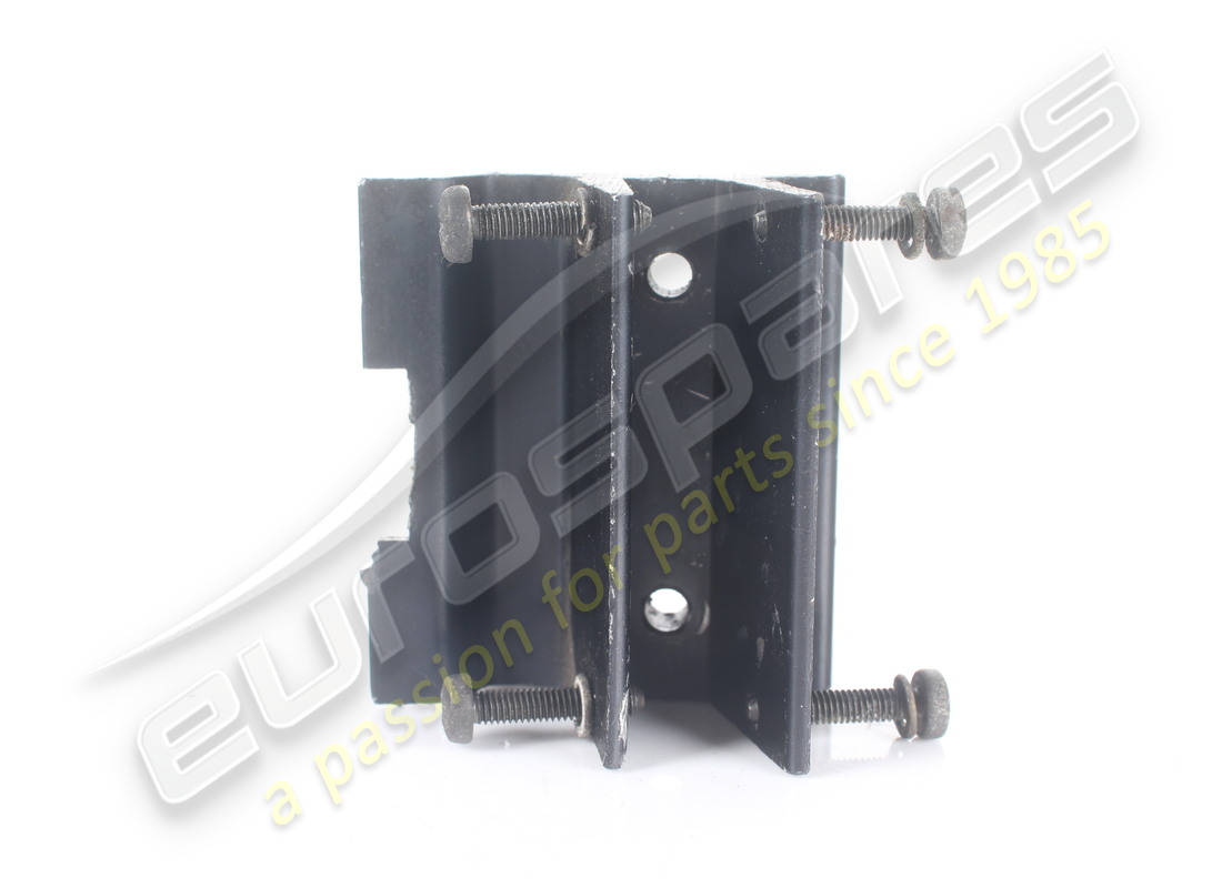 used maserati support. part number 363201316 (6)