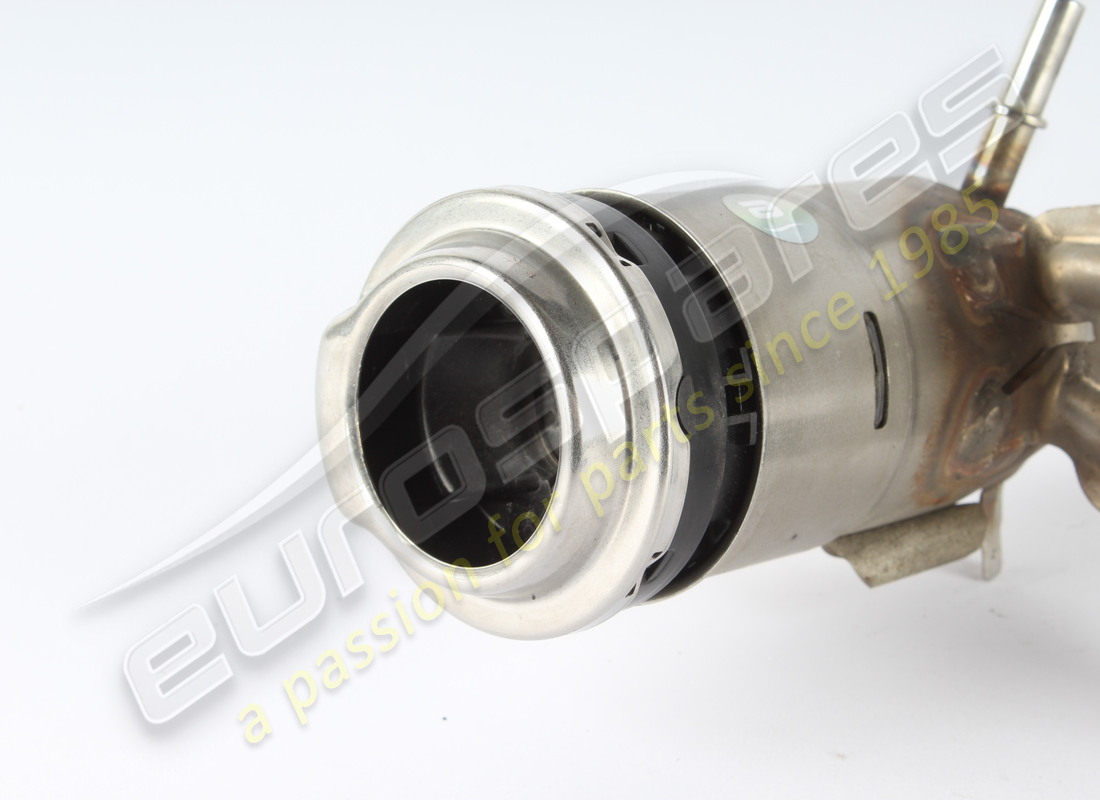 used lamborghini filler neck. part number 4t7201135f (2)