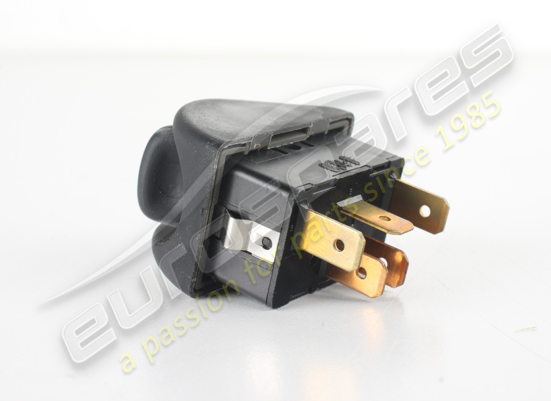 NEW FERRARI SWITCH. PART NUMBER 165262 (2) new ferrari switch. part number 165262 (2)