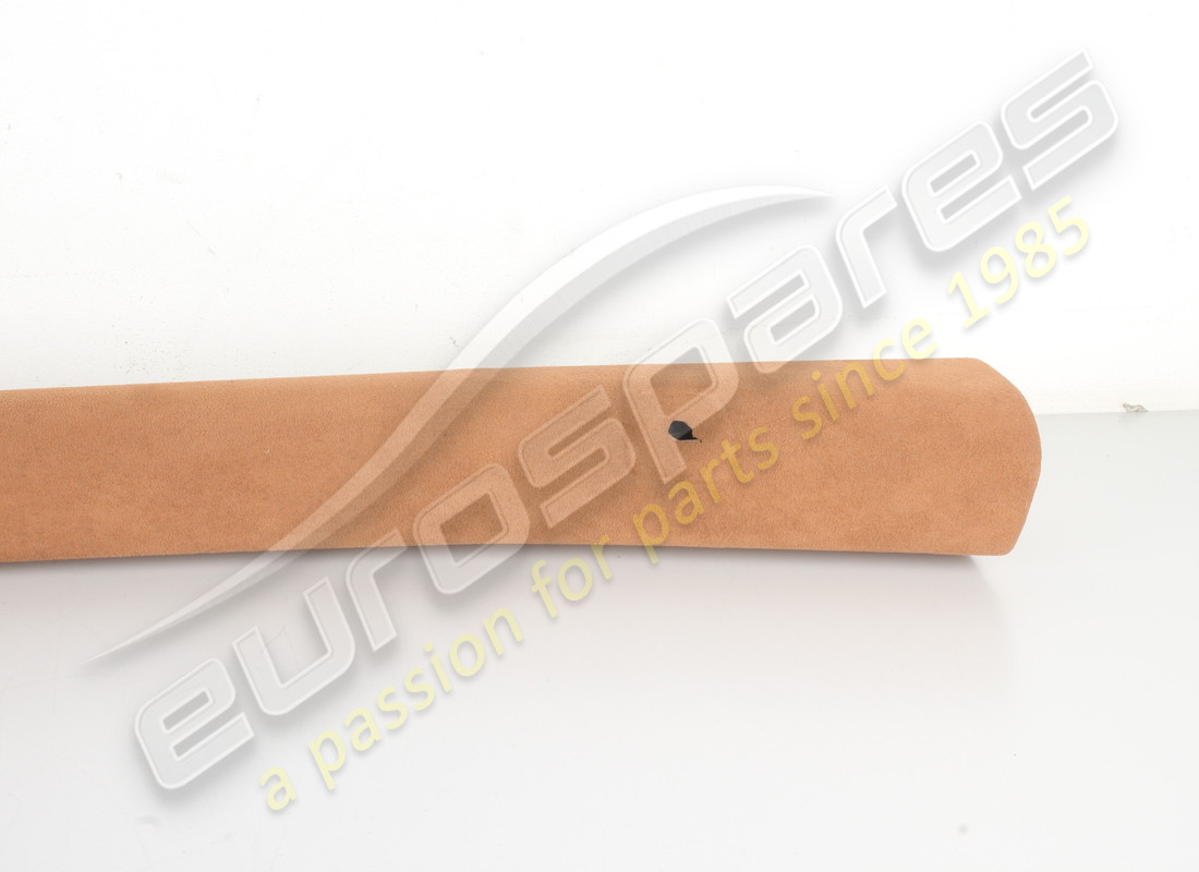 new ferrari lh lateral tailgate trim. part number 85505329 (3)