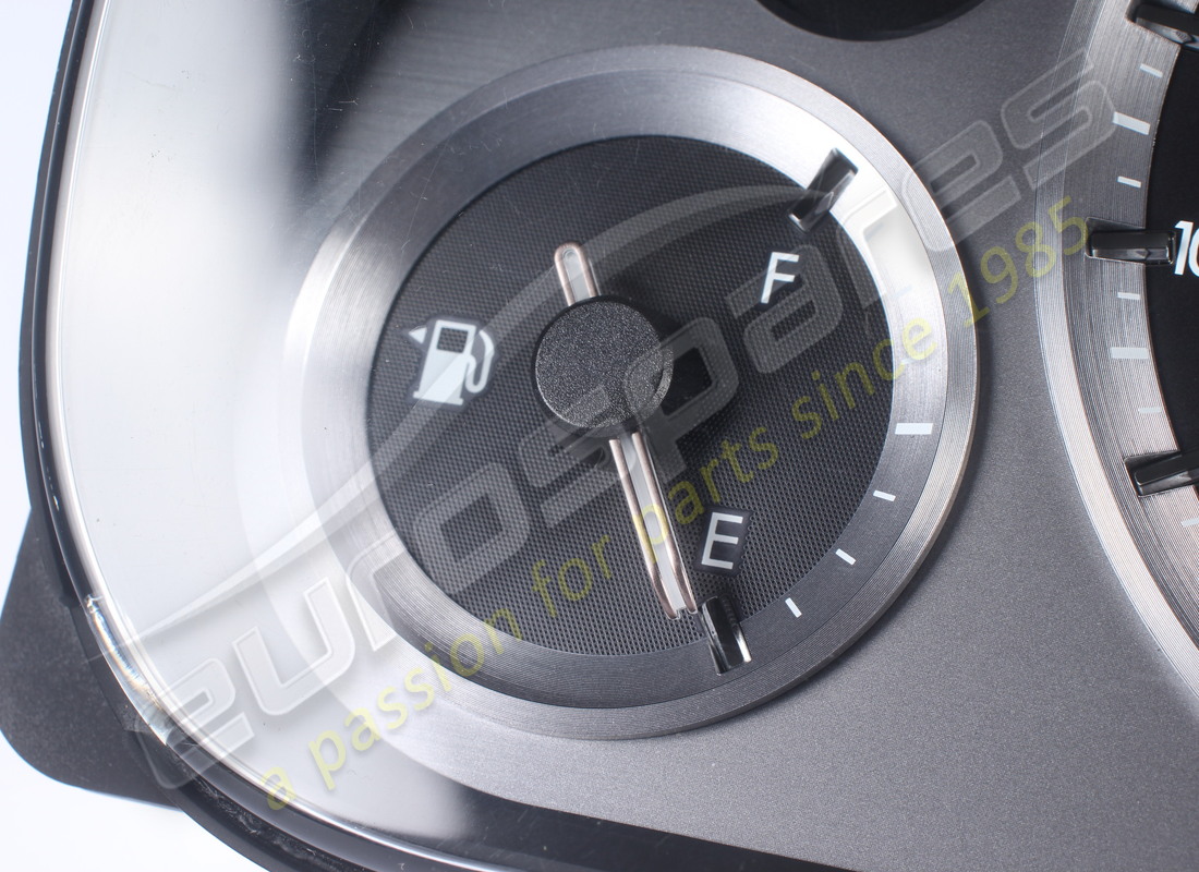 USED ASTON MARTIN INSTRUMENT CLUSTER. PART NUMBER BG4310849CB (6) used aston martin instrument cluster. part number bg4310849cb (6)