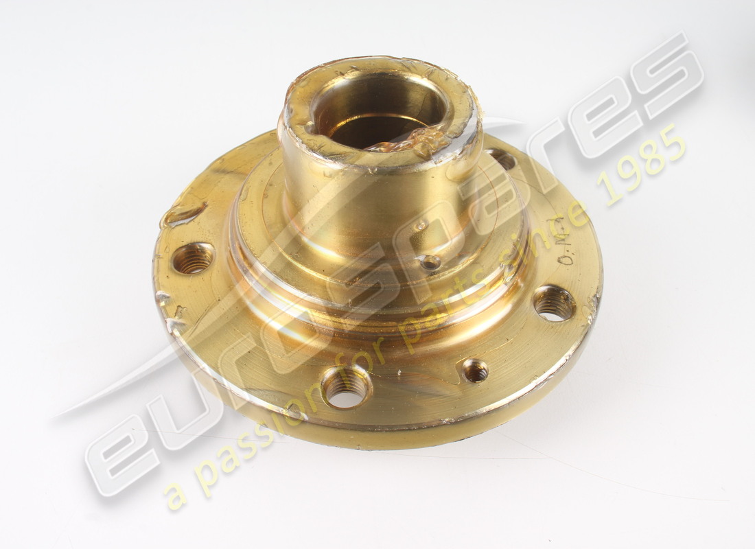 NEW FERRARI FRONT HUB. PART NUMBER 124463 (1) new ferrari front hub. part number 124463 (1)