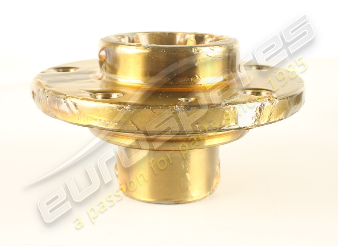 NEW FERRARI FRONT HUB. PART NUMBER 124463 (2) new ferrari front hub. part number 124463 (2)