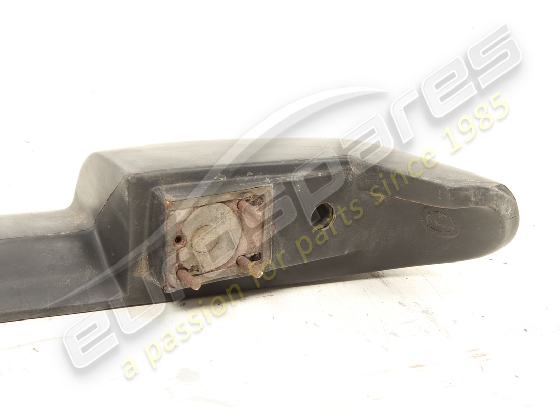 USED LAMBORGHINI ASSEM. FRONT BUMPER. PART NUMBER 006963000 (2) used lamborghini assem. front bumper. part number 006963000 (2)