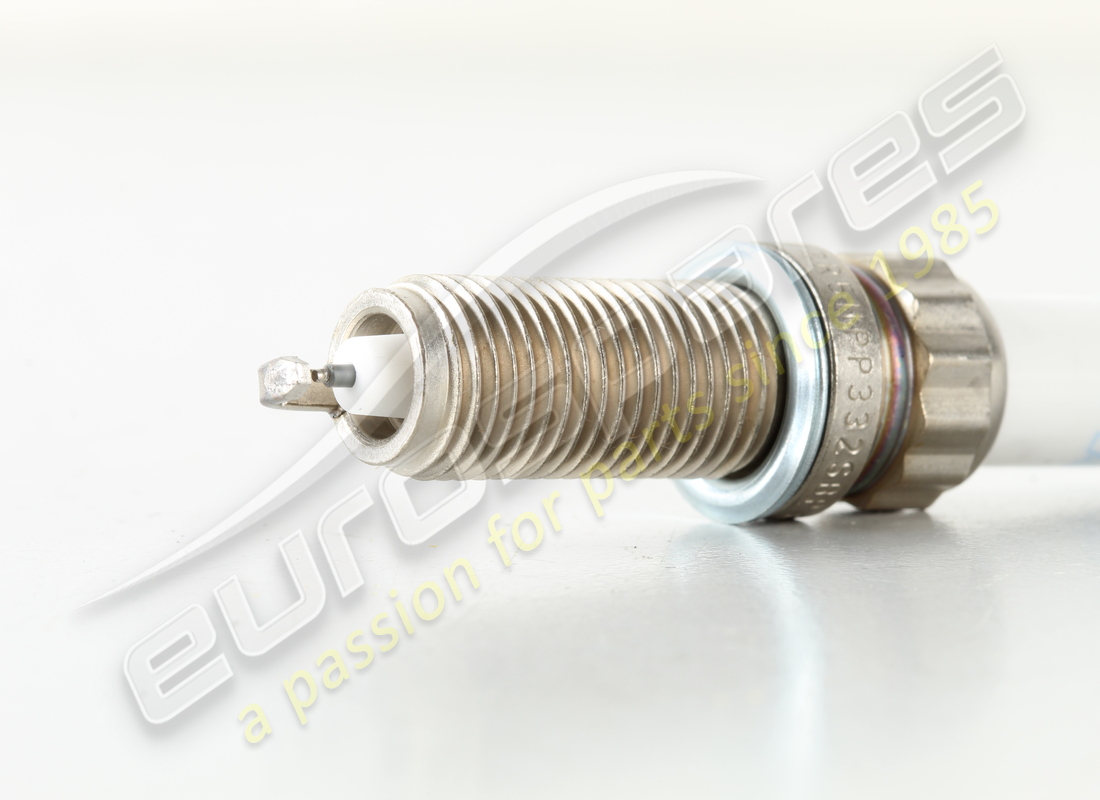 NEW BOSCH SPARK PLUG. PART NUMBER 0PB905612 (2) new bosch spark plug. part number 0pb905612 (2)