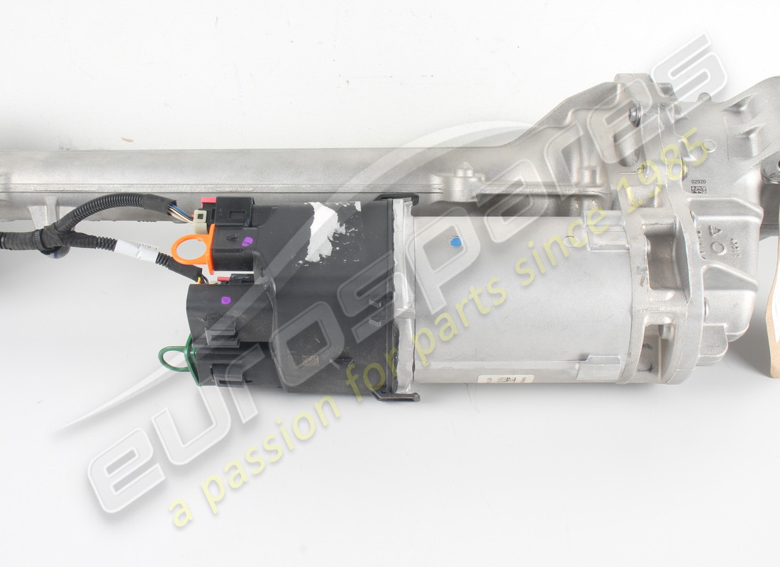 NEW MASERATI STEERING RACK. PART NUMBER 670303716 (3) new maserati steering rack. part number 670303716 (3)