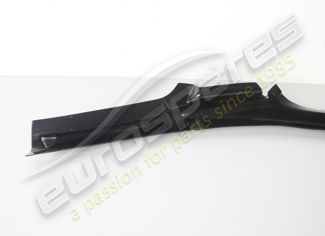 new porsche end piece - roof frame. part number 477809586 (2)