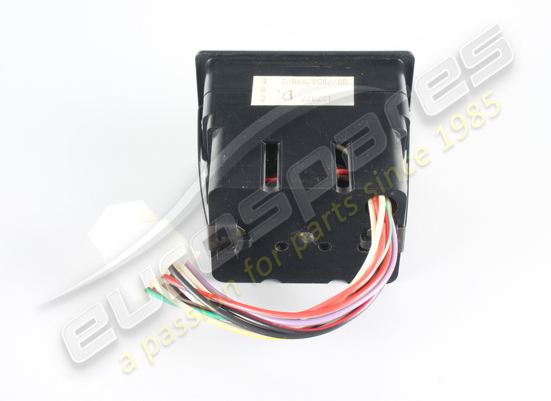 NEW FERRARI HEATING SWITCH RH PART NUMBER 2578089800 (2) new ferrari heating switch rh part number 2578089800 (2)