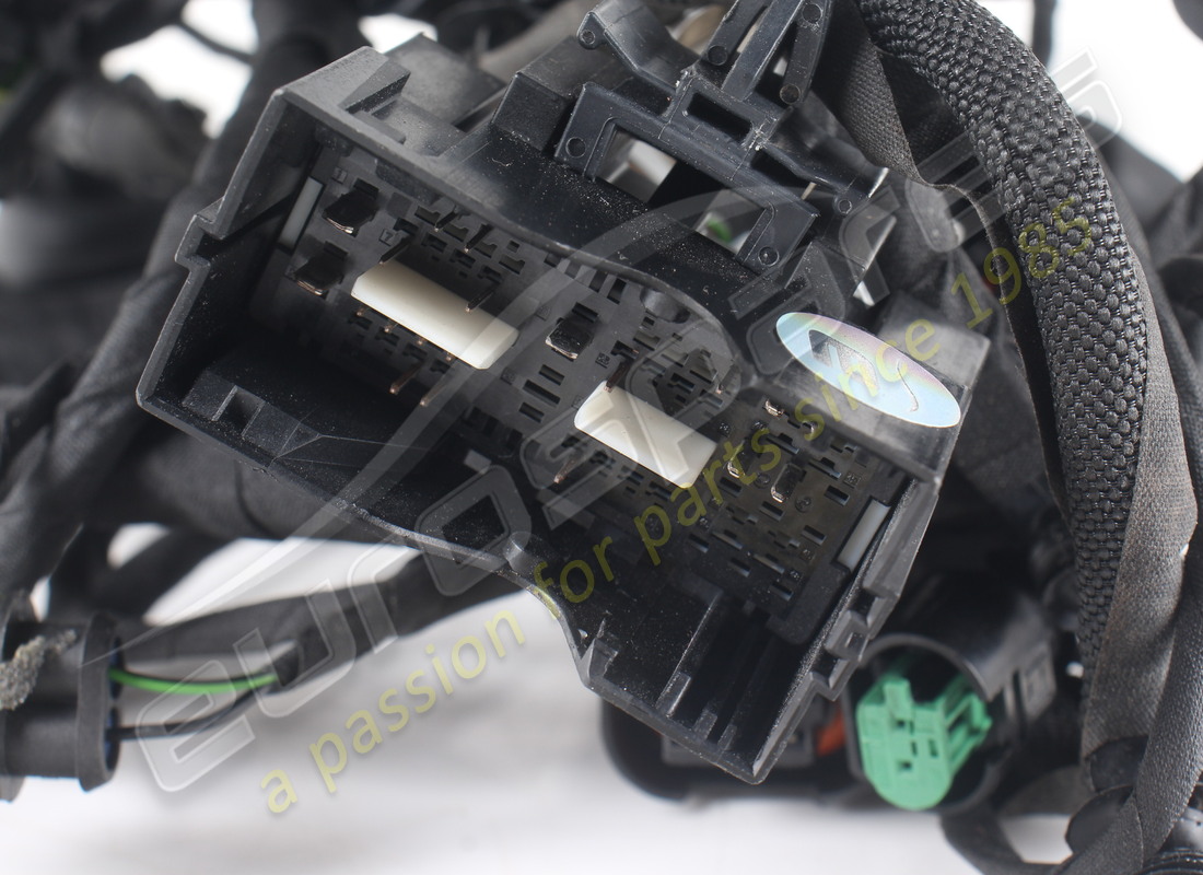 USED FERRARI PASSENGER DOOR WIRING HARNES. PART NUMBER 338616 (2) used ferrari passenger door wiring harnes. part number 338616 (2)