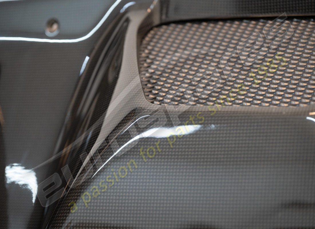 new (other) ferrari rear diffuser. part number 81509400 (2)