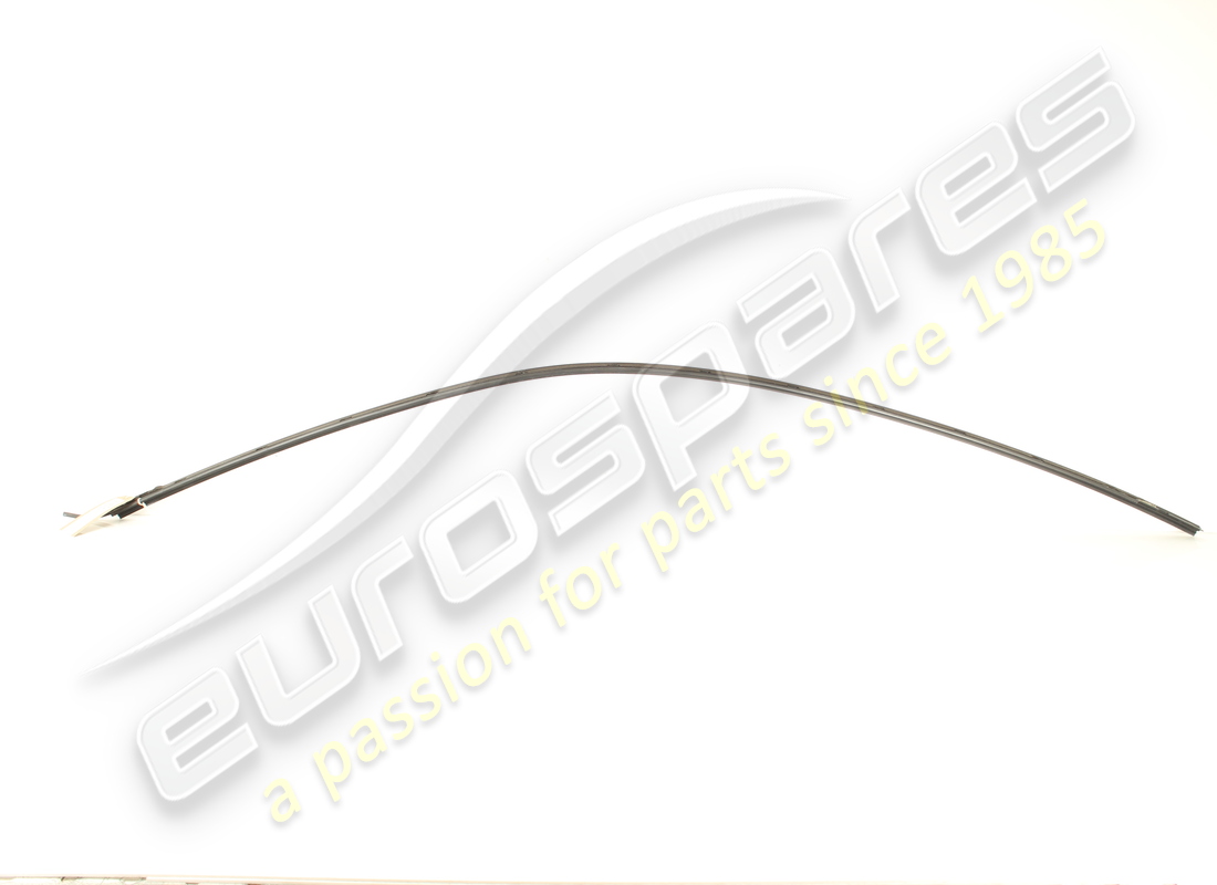 used ferrari complete rh moulding. part number 875630 (2)