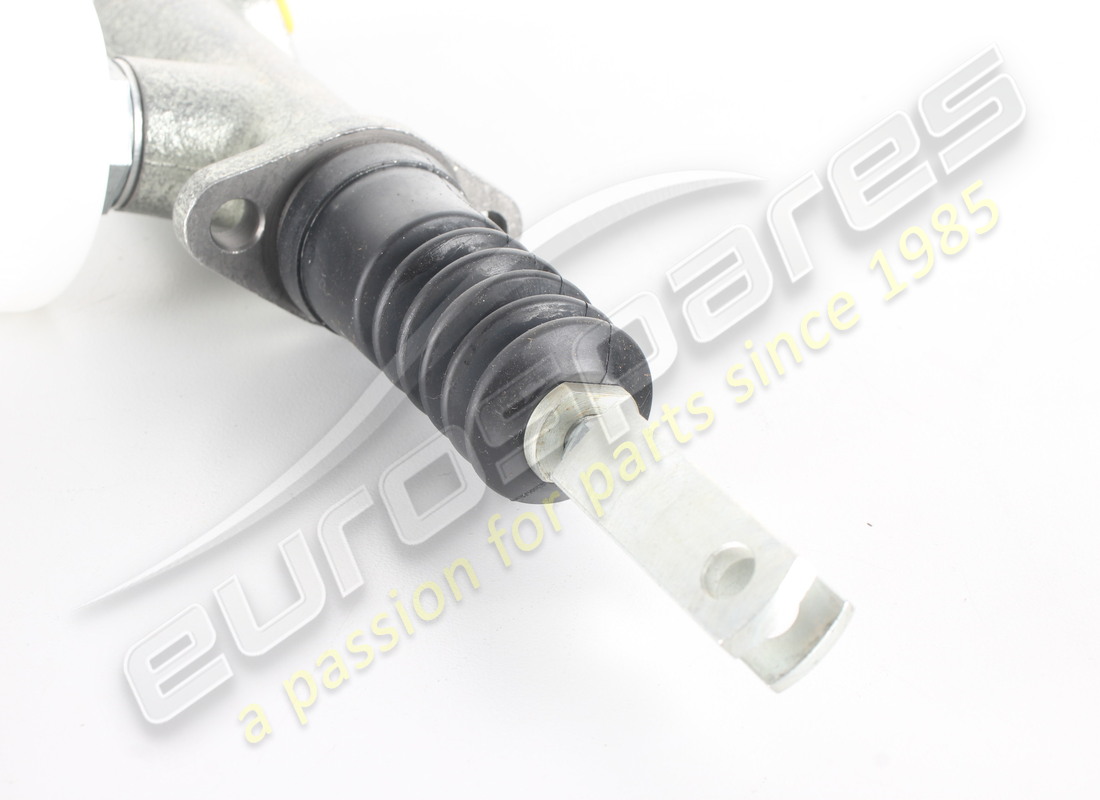 NEW OE CLUTCH MASTER CYLINDER. PART NUMBER 004207123 (3) new oe clutch master cylinder. part number 004207123 (3)