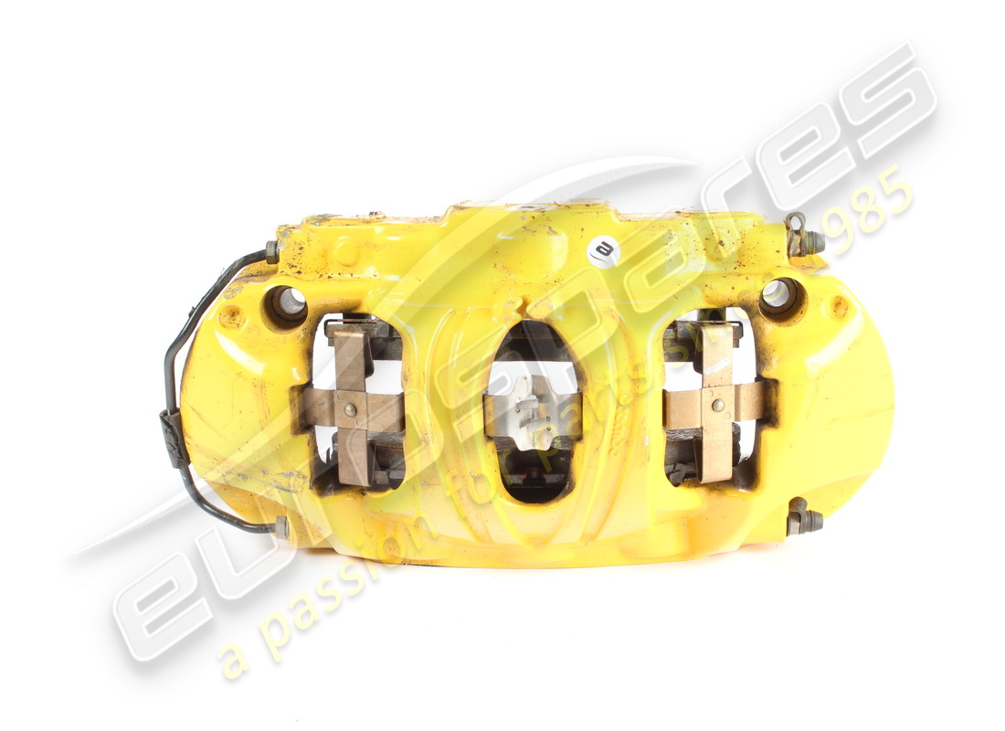damaged porsche caliper without brake pads. part number 9gt615124a (2)